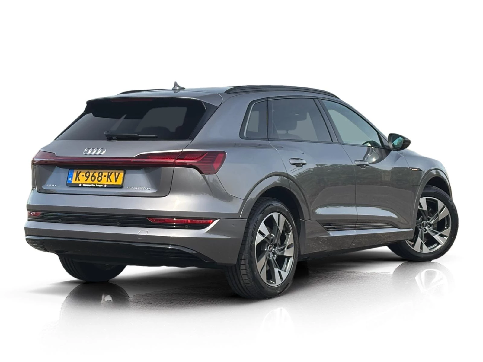 Hoofdafbeelding Audi e-tron