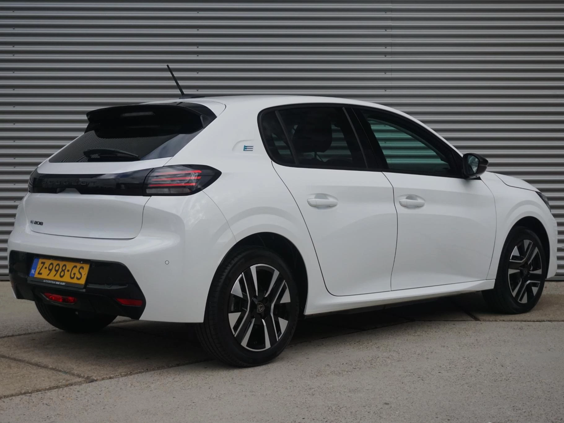 Hoofdafbeelding Peugeot e-208