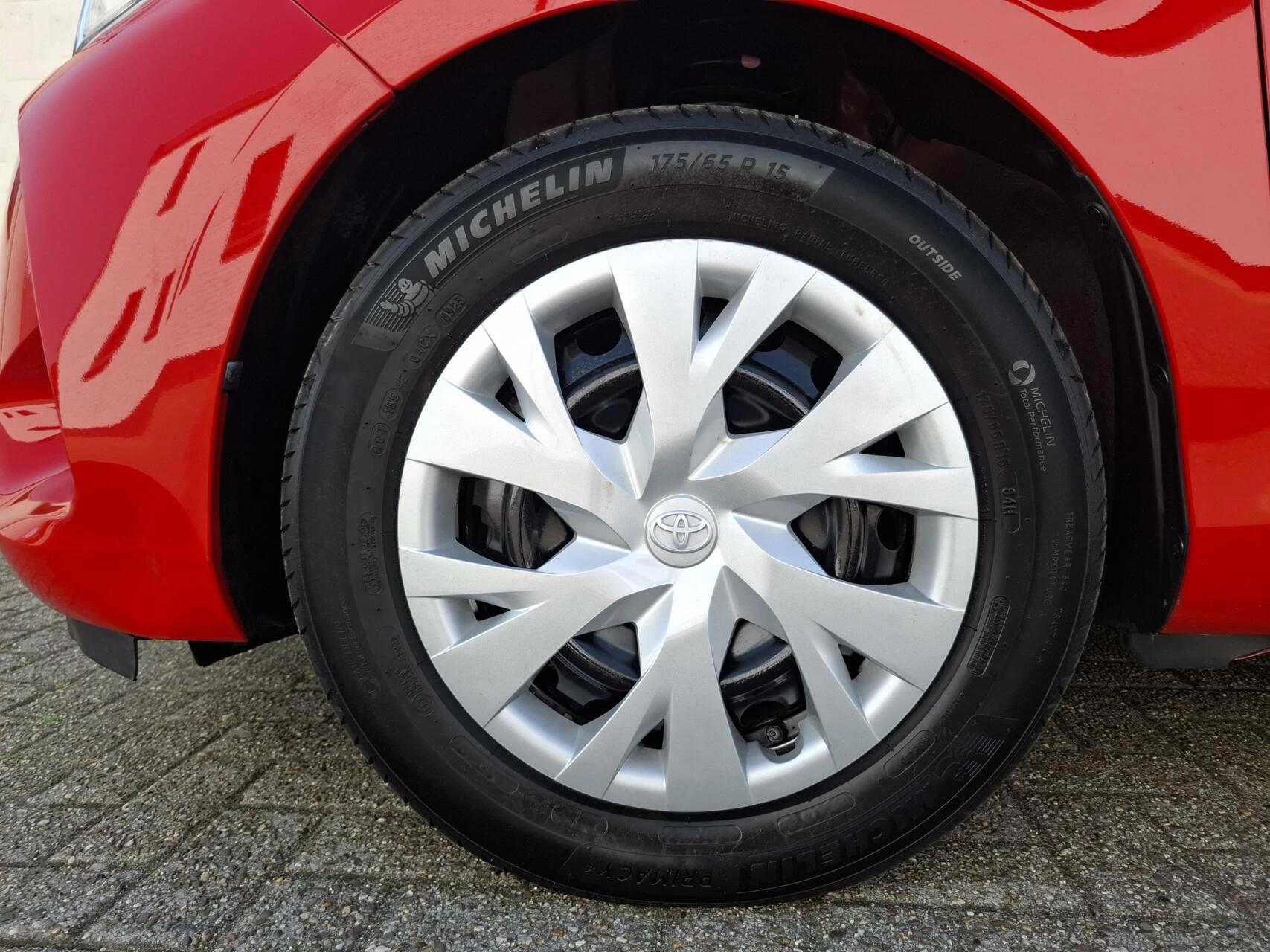 Hoofdafbeelding Toyota Yaris