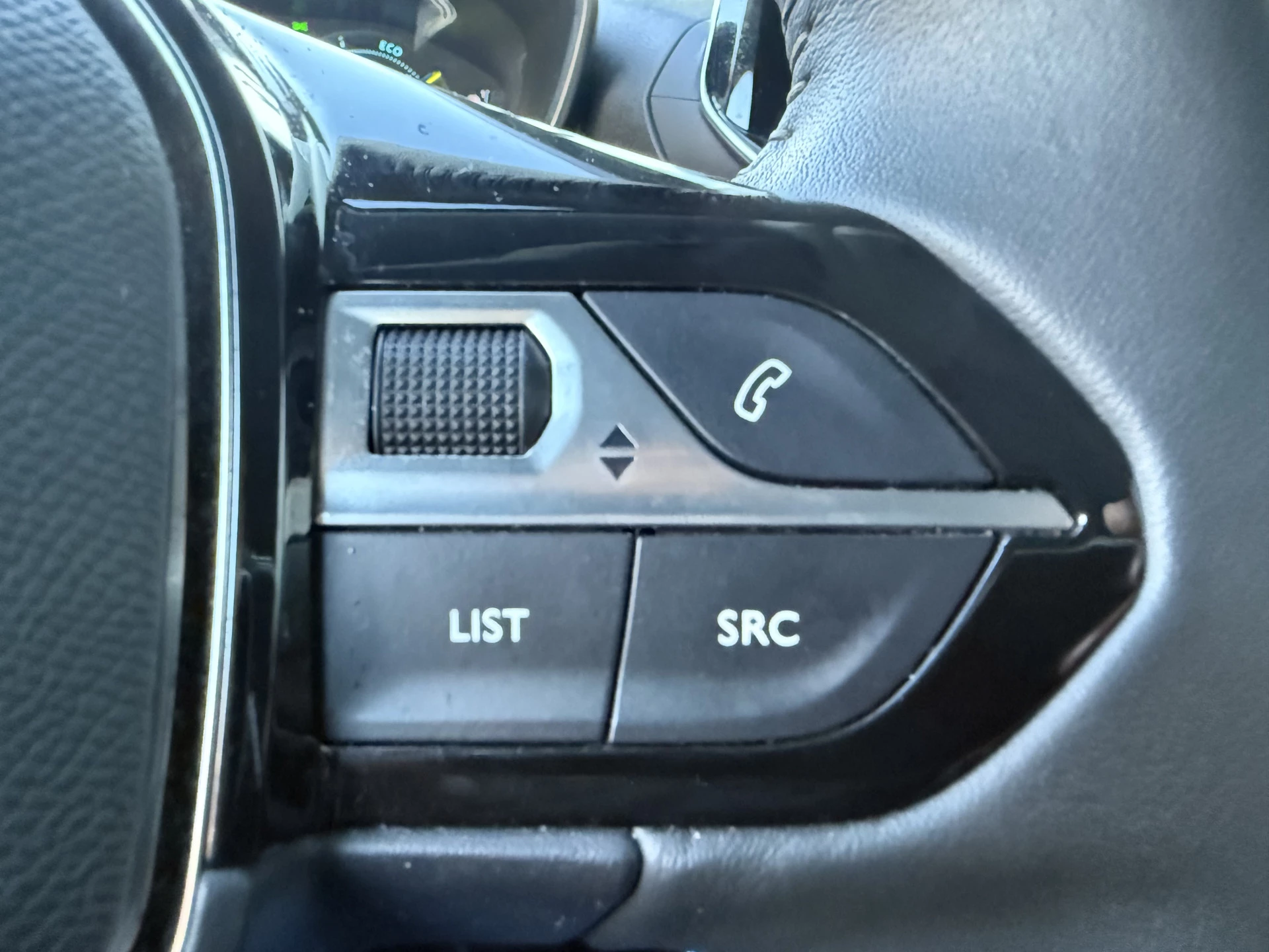 Hoofdafbeelding Peugeot e-208