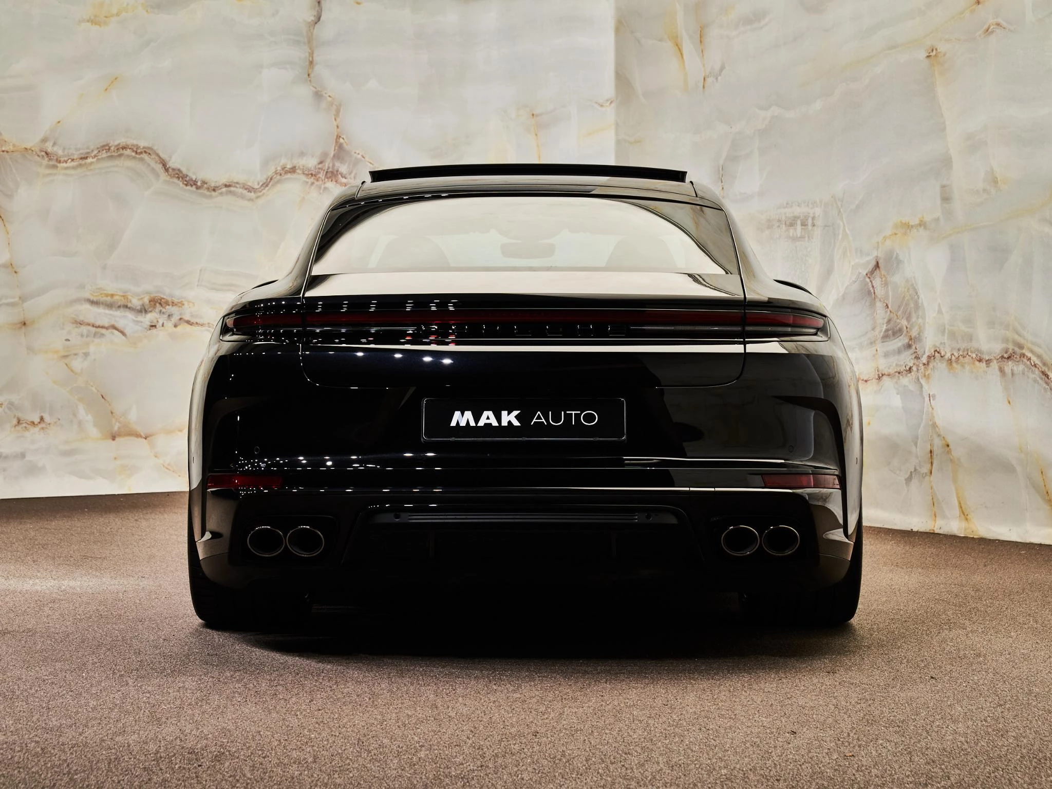 Hoofdafbeelding Porsche Panamera