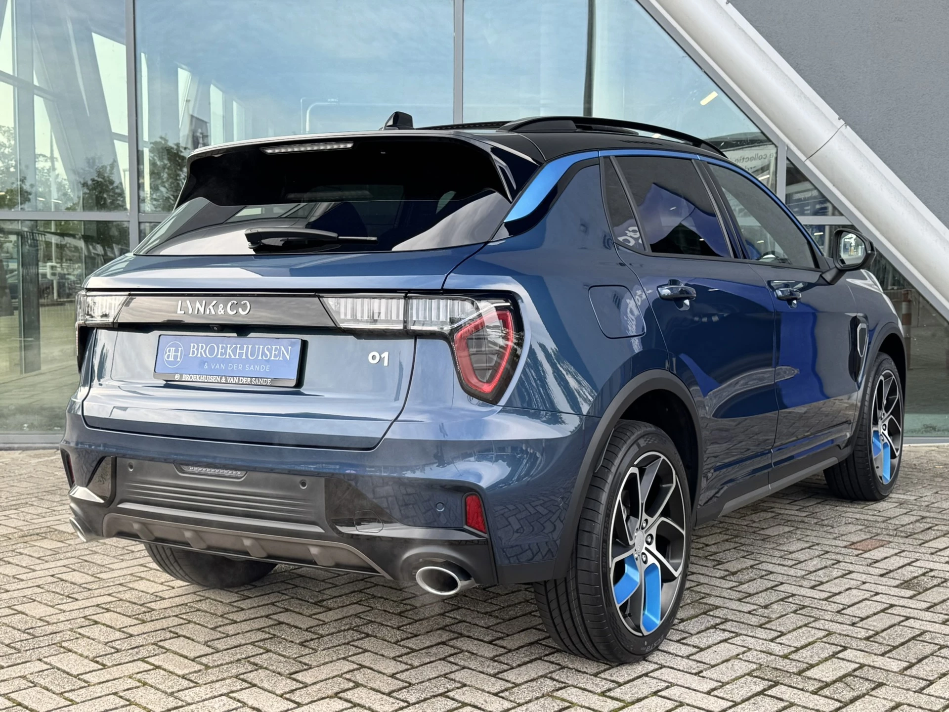 Hoofdafbeelding Lynk & Co 01