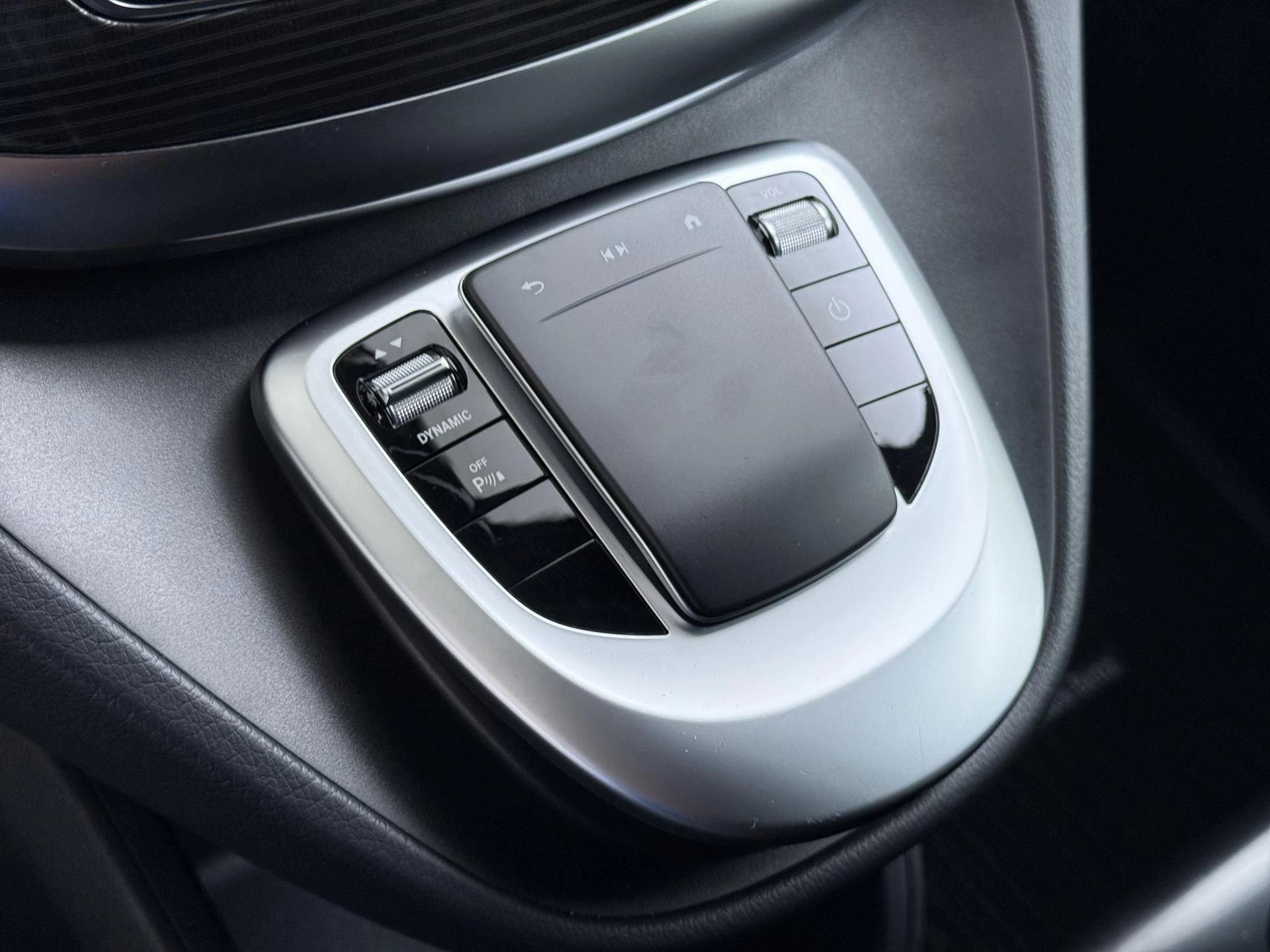 Hoofdafbeelding Mercedes-Benz EQV