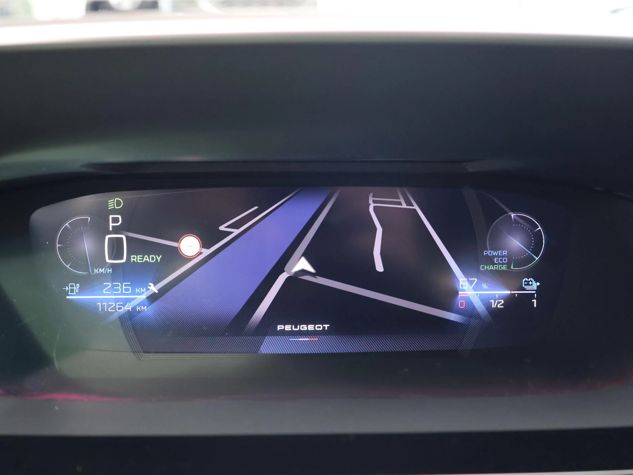 Hoofdafbeelding Peugeot e-308