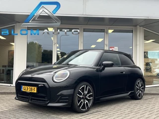 Mini Cooper E John Cooper Works M 41kWh PANO+KEYLESS+CARPLAY