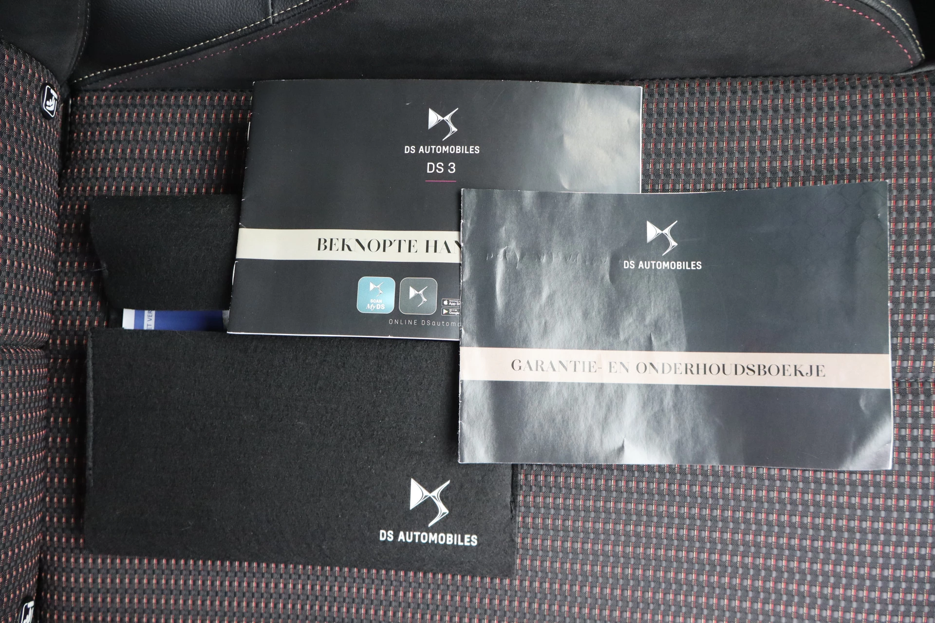 Hoofdafbeelding DS DS 3