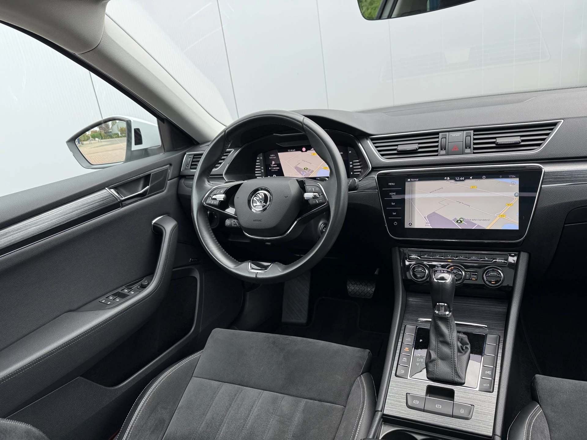 Hoofdafbeelding Škoda Superb