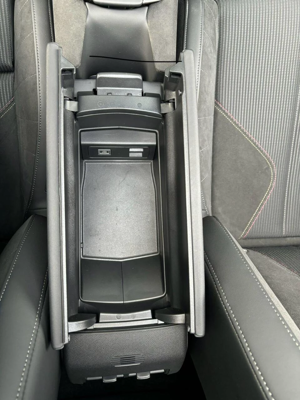 Hoofdafbeelding DS DS 4