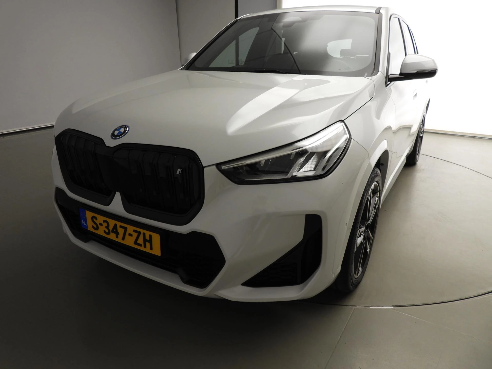 Hoofdafbeelding BMW iX1