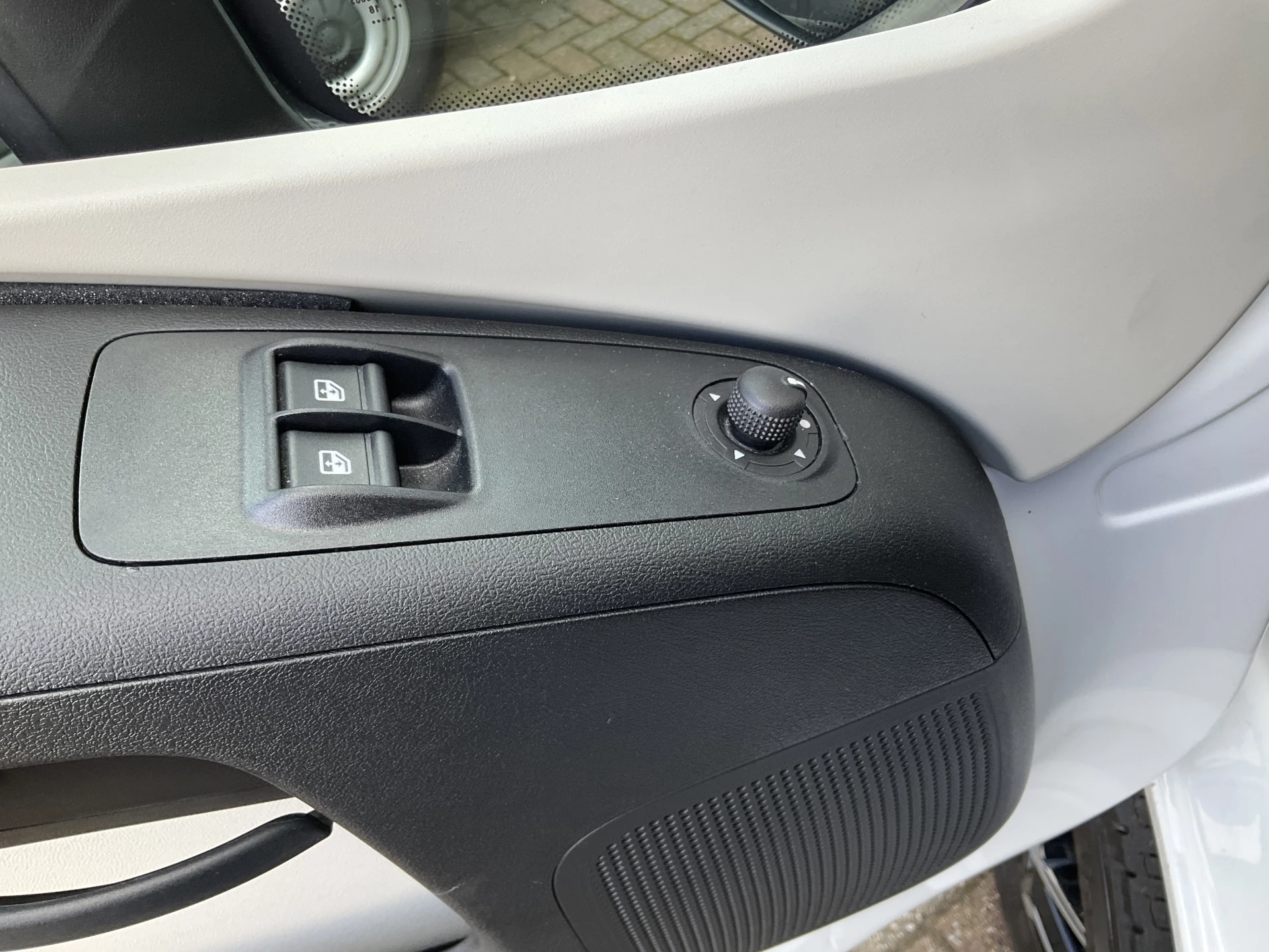 Hoofdafbeelding Weinsberg R57