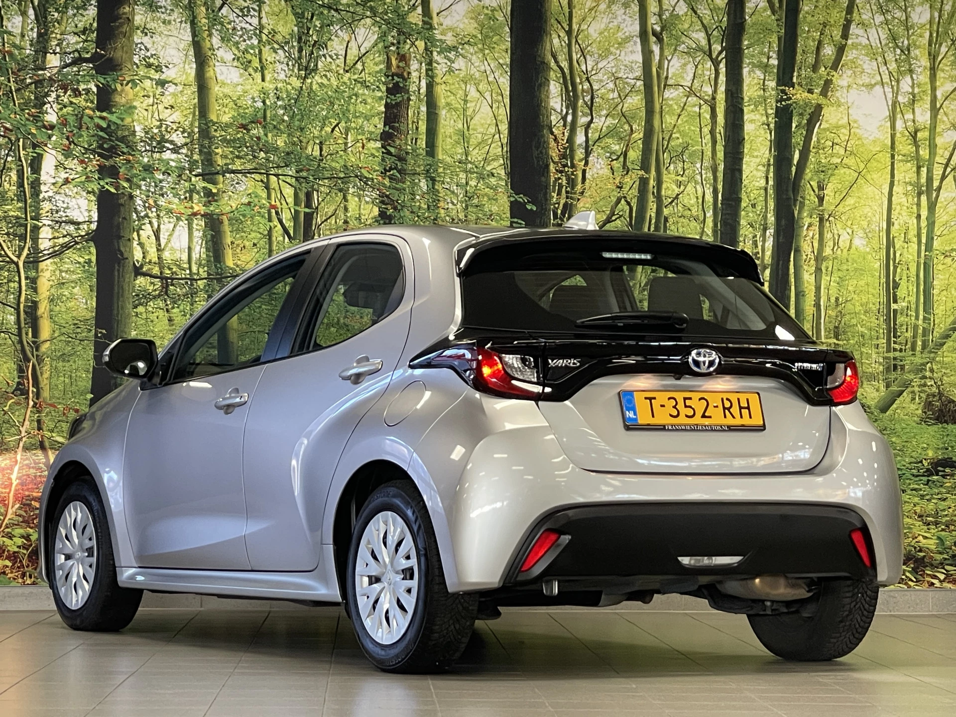 Hoofdafbeelding Toyota Yaris