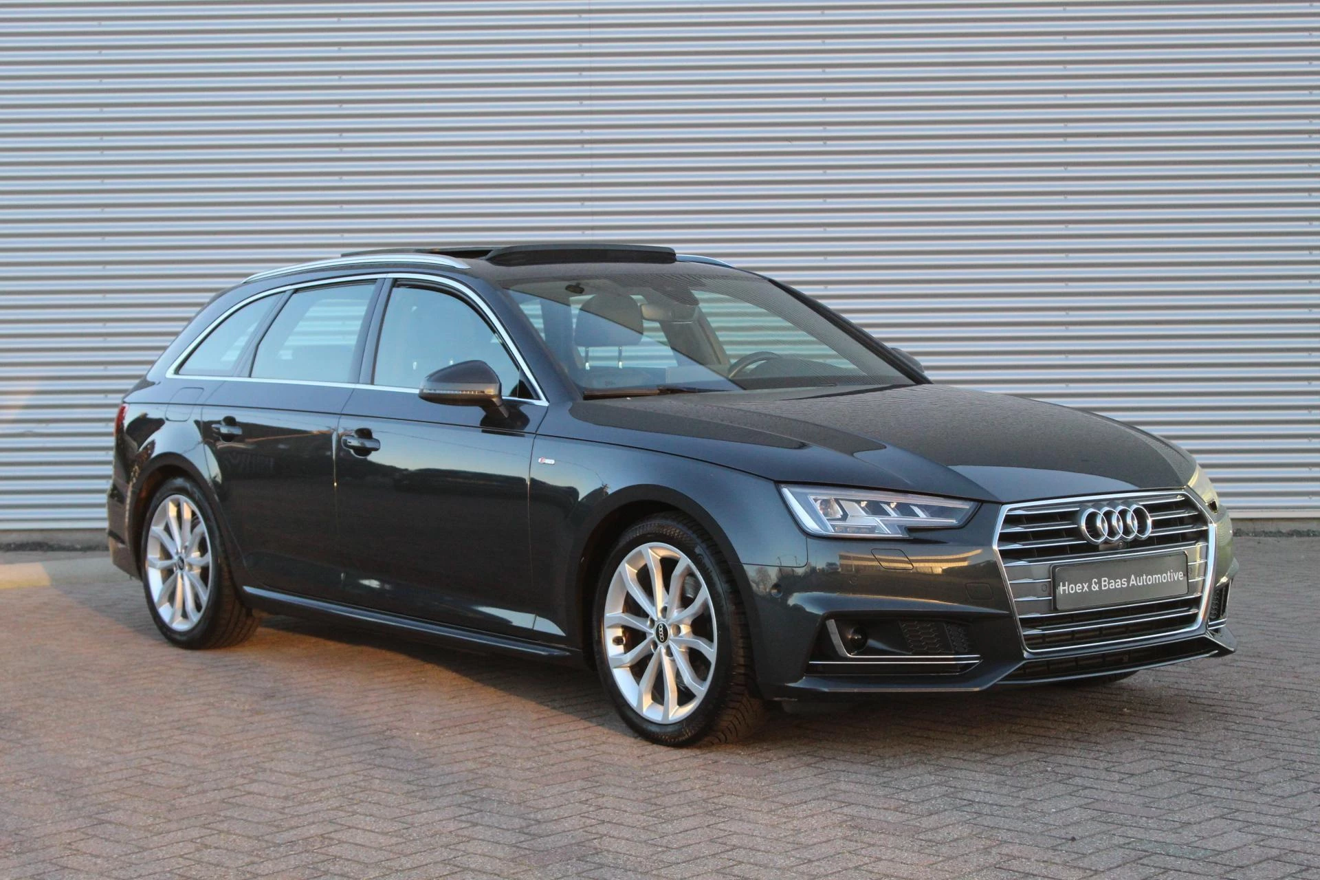 Hoofdafbeelding Audi A4
