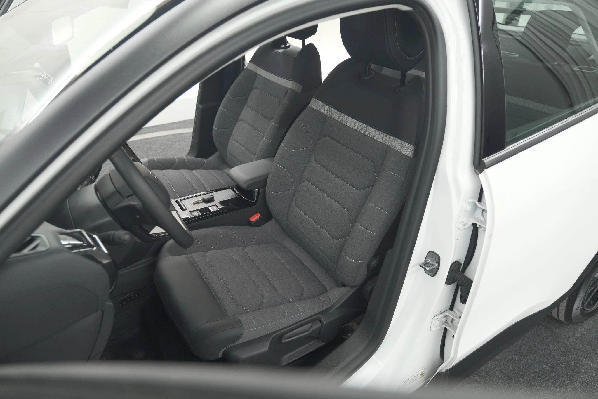 Hoofdafbeelding Citroën ë-C4