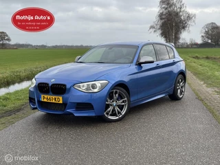 Hoofdafbeelding BMW 1 Serie BMW 1-serie M135i xDrive High Executive Automaat!