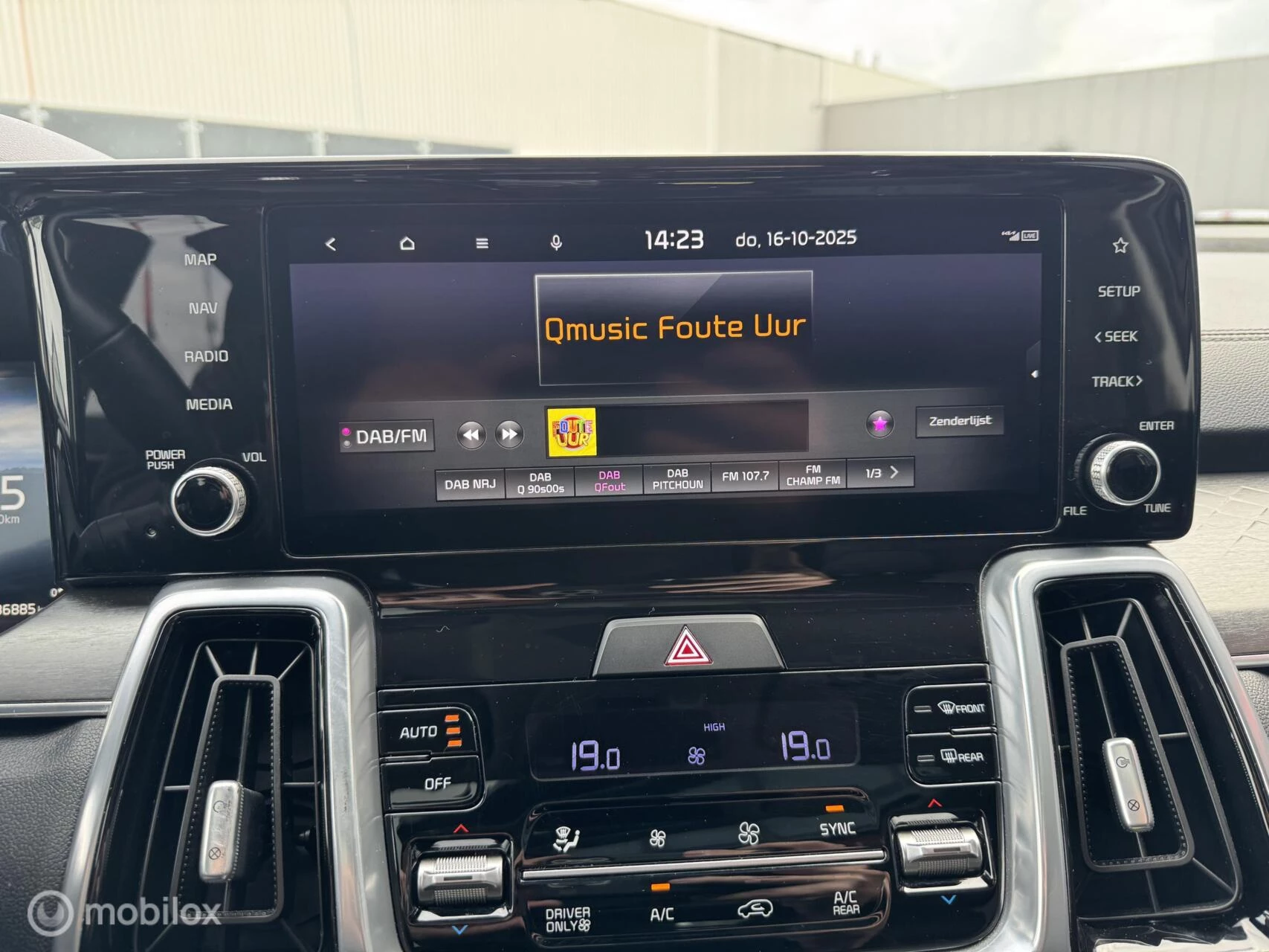 Hoofdafbeelding Kia Sorento