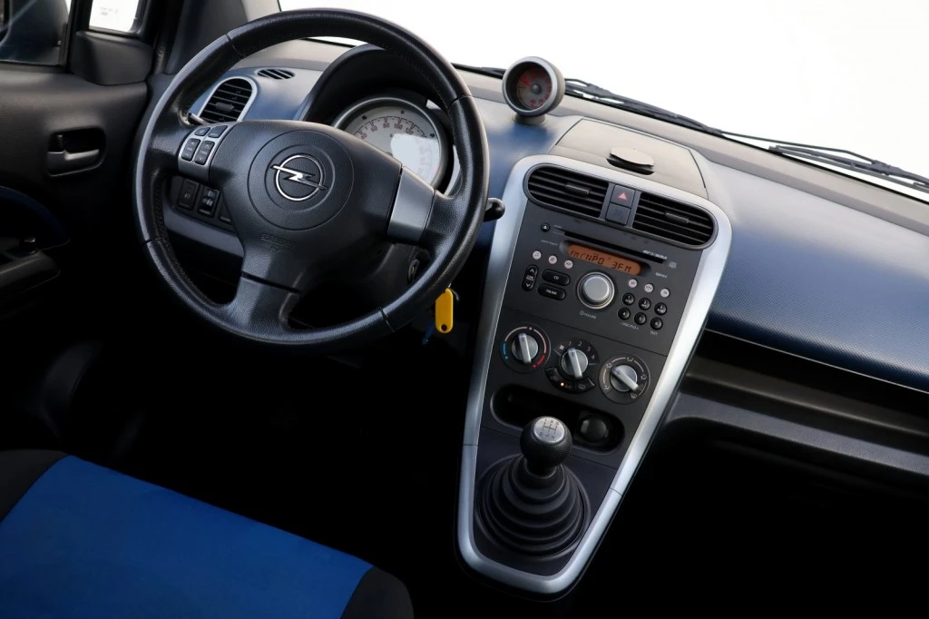 Hoofdafbeelding Opel Agila