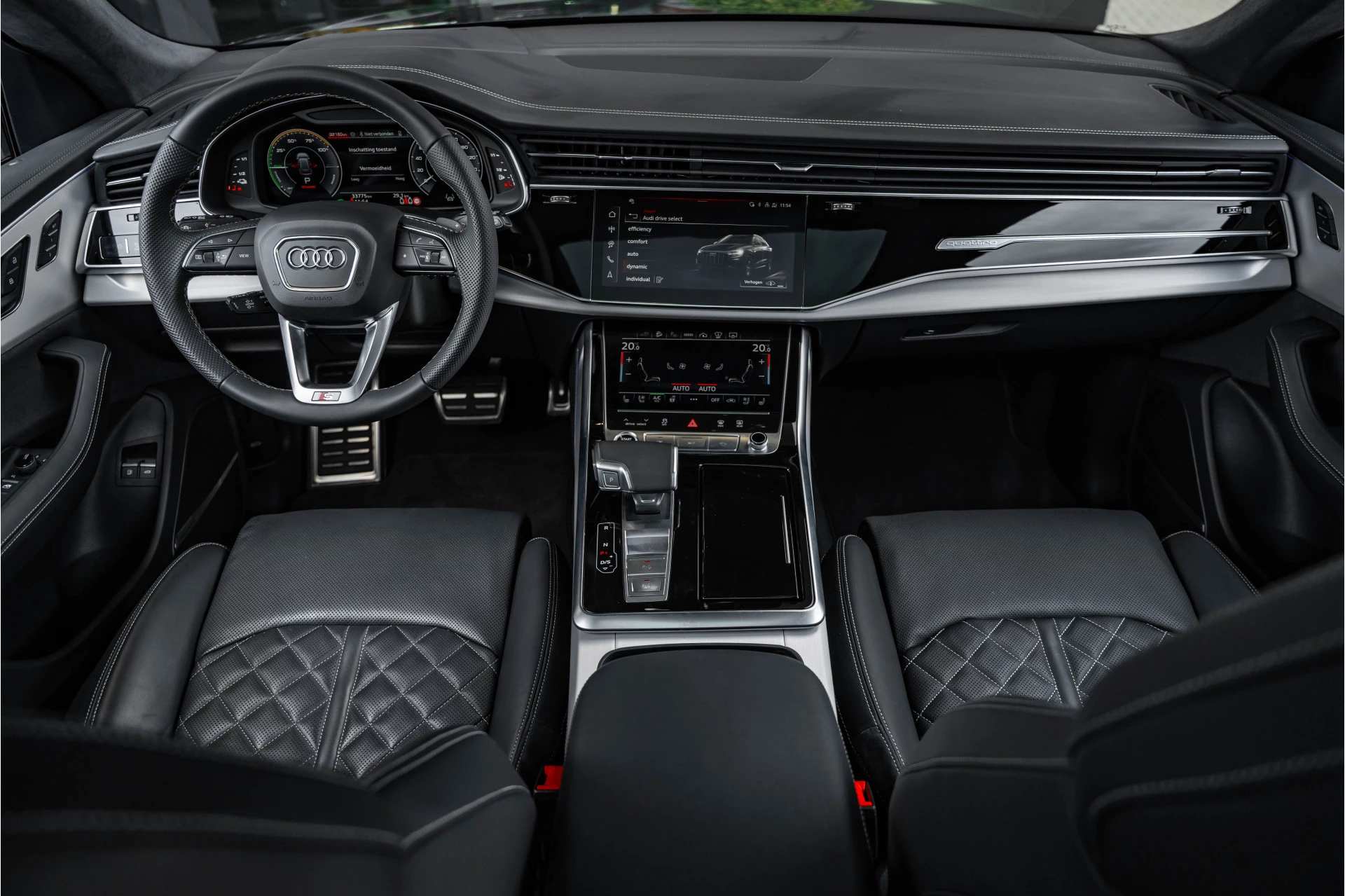 Hoofdafbeelding Audi Q8