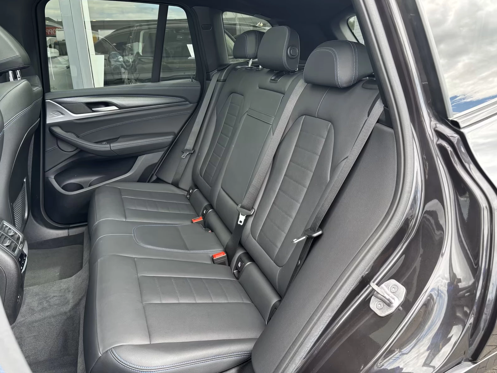 Hoofdafbeelding BMW iX3
