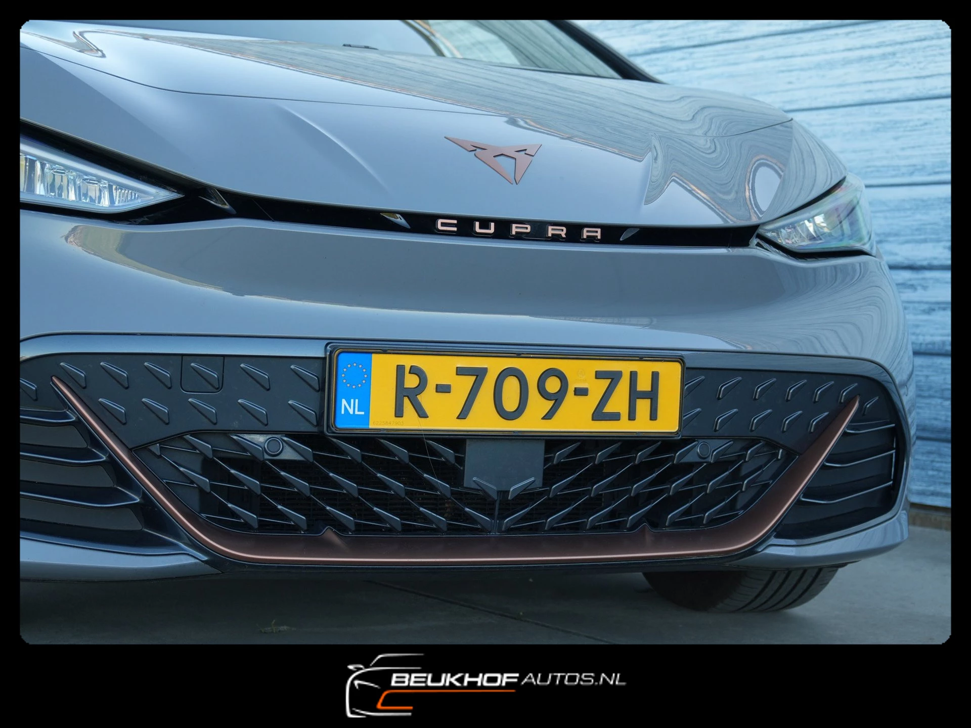 Hoofdafbeelding CUPRA Born