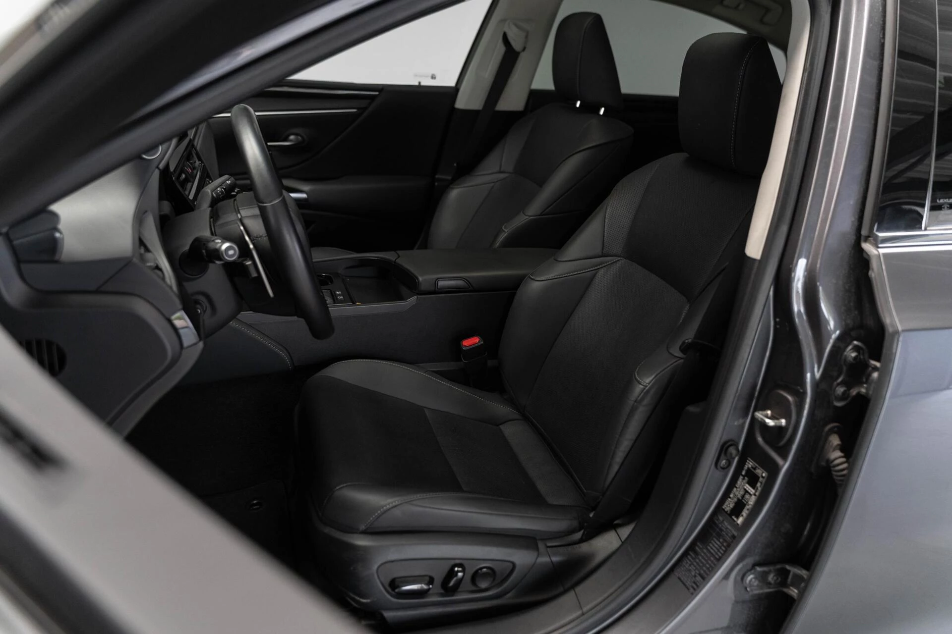 Hoofdafbeelding Lexus ES