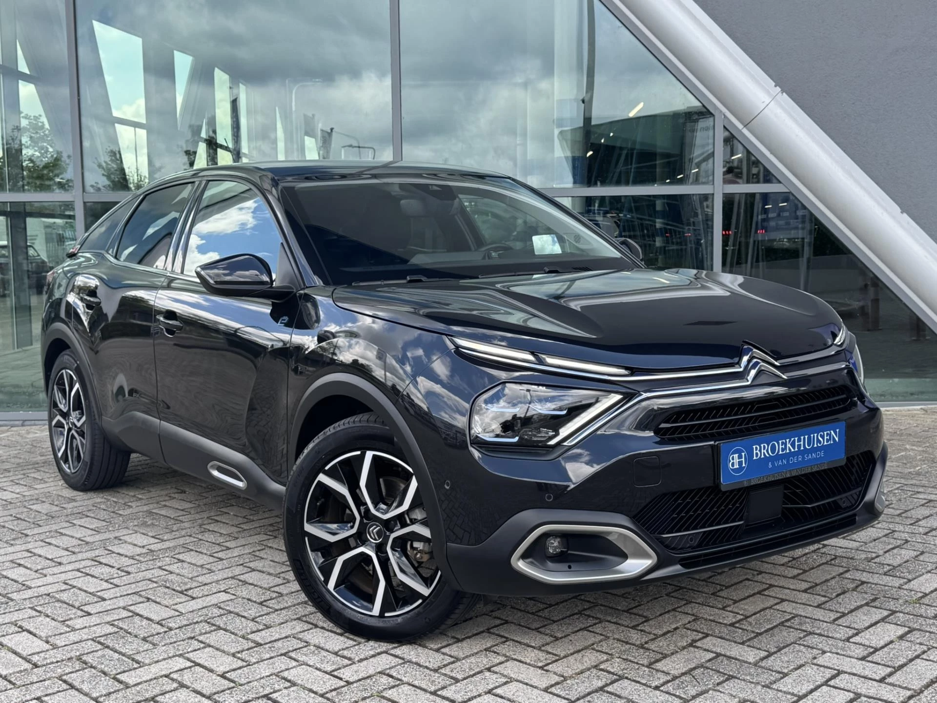 Hoofdafbeelding Citroën ë-C4