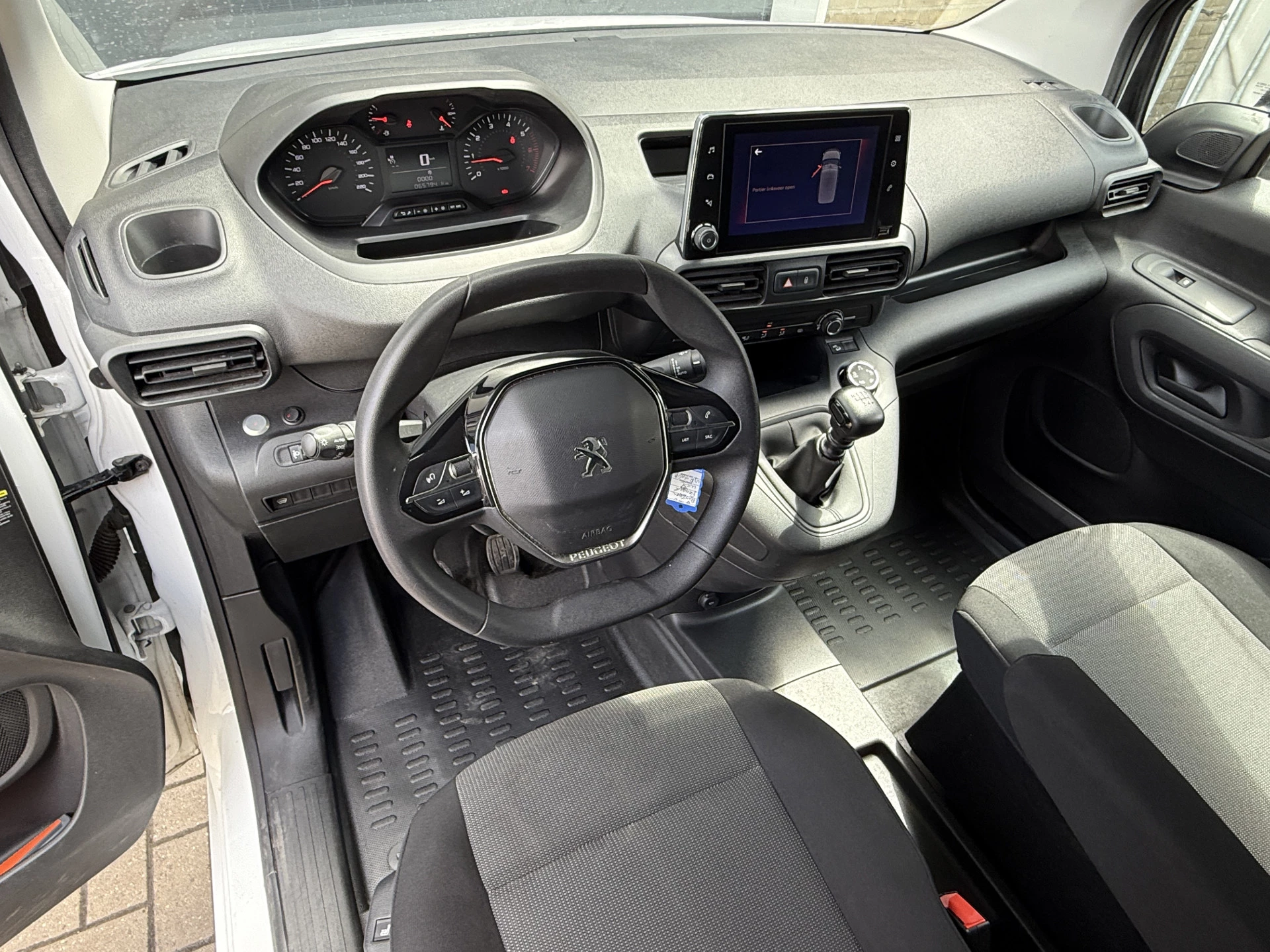 Hoofdafbeelding Peugeot Partner