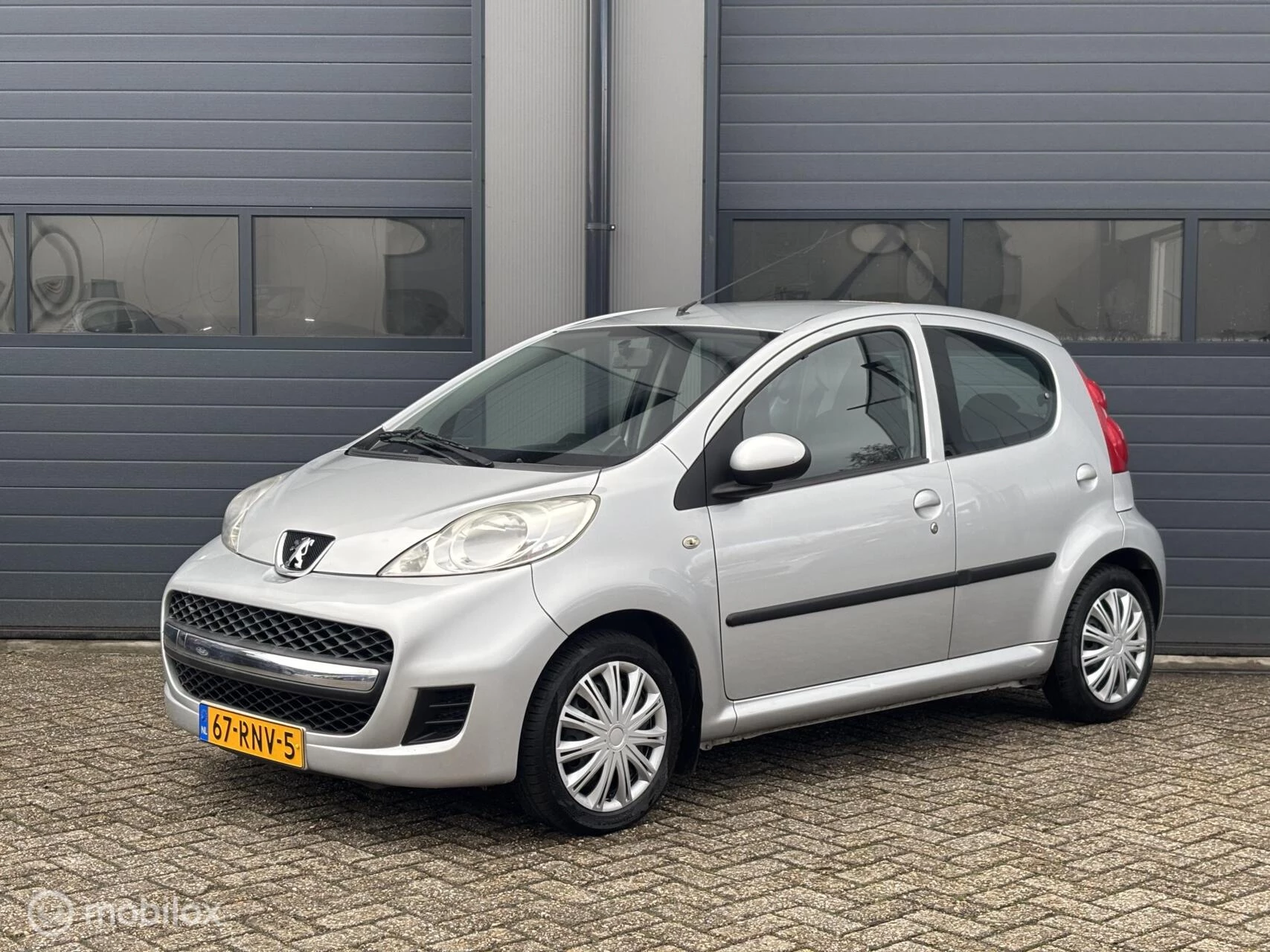 Hoofdafbeelding Peugeot 107
