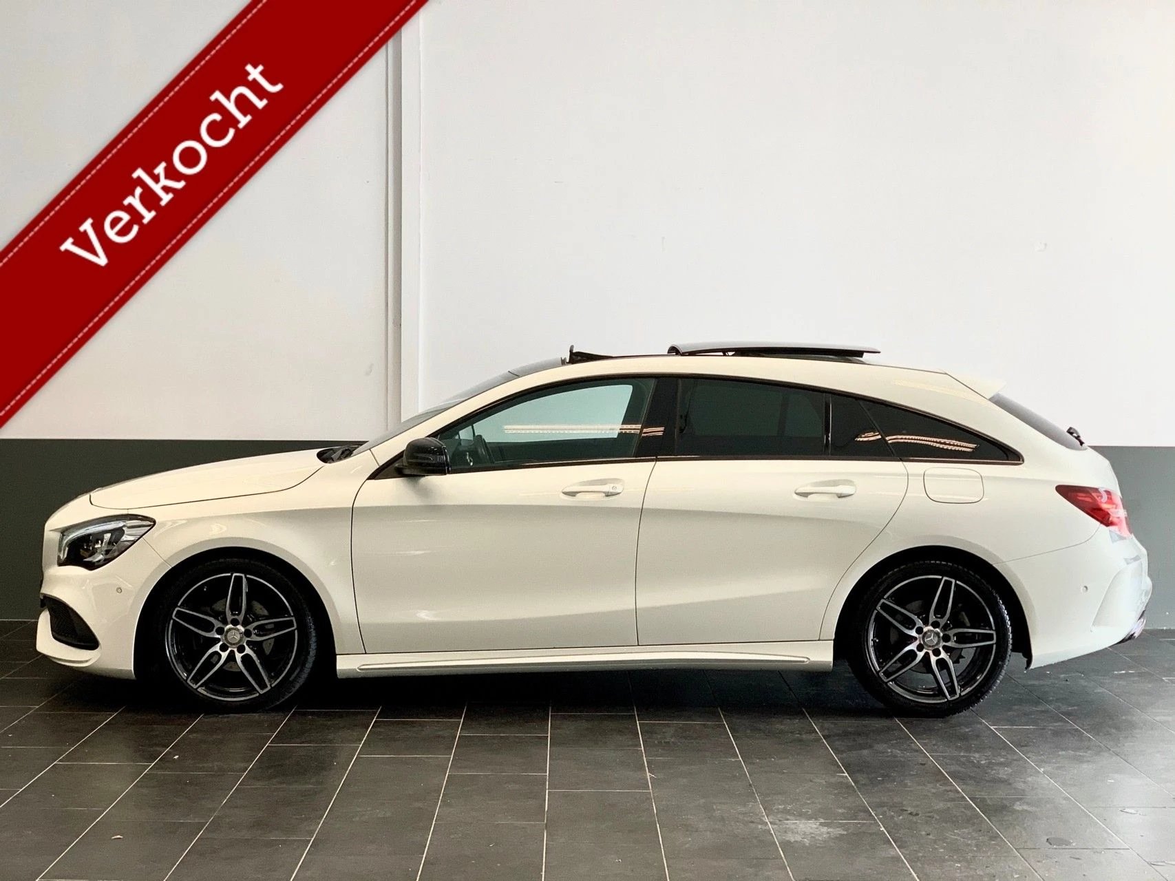 Hoofdafbeelding Mercedes-Benz CLA