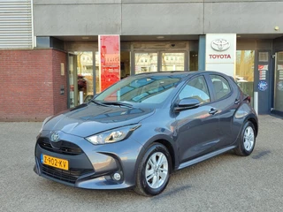Toyota Yaris 1.5 HYBRID 115 CLIMA APPLE/ANDROID CAMERA BLUETOOTH AD-CRUISE LM-VELGEN NL-AUTO