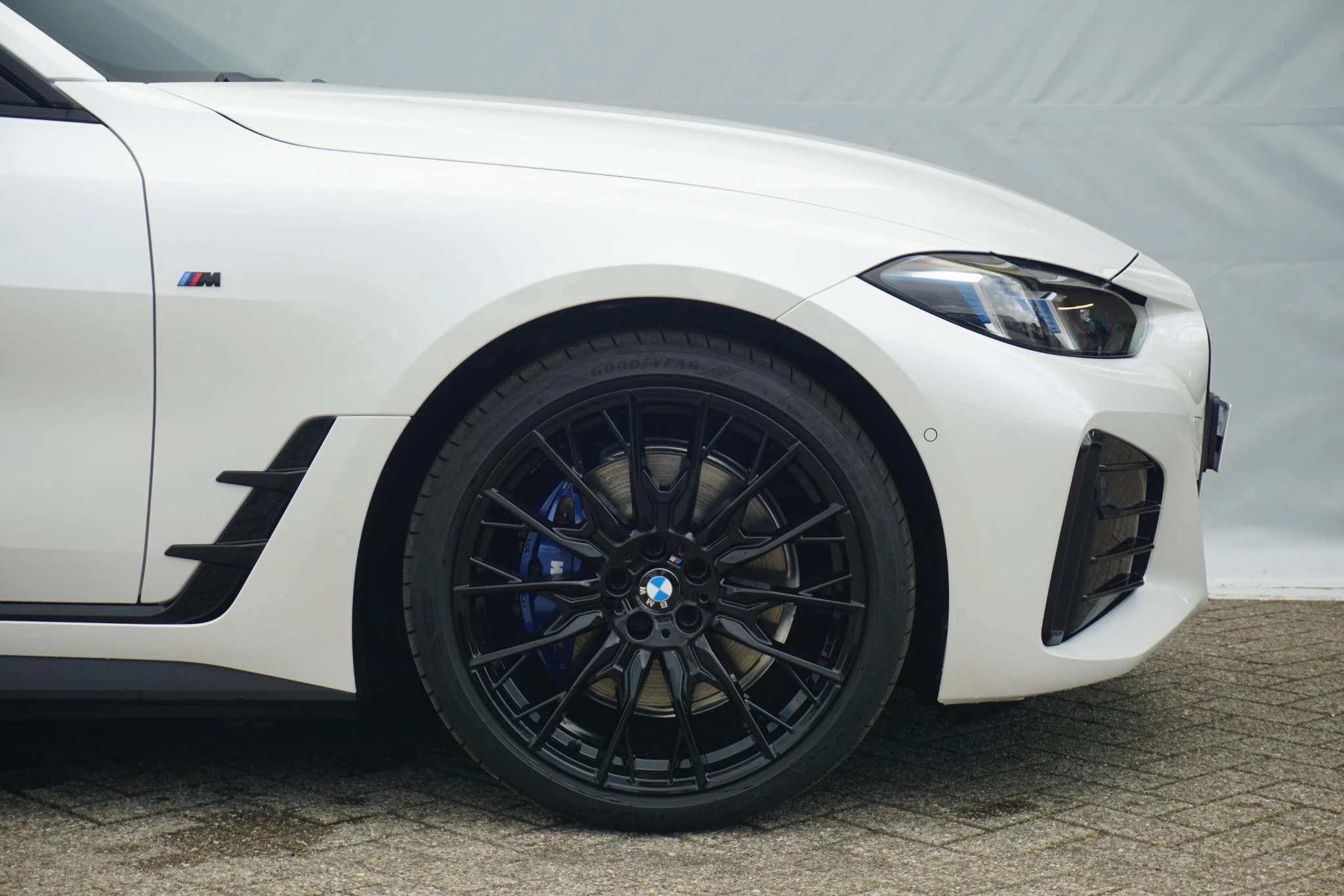 Hoofdafbeelding BMW i4