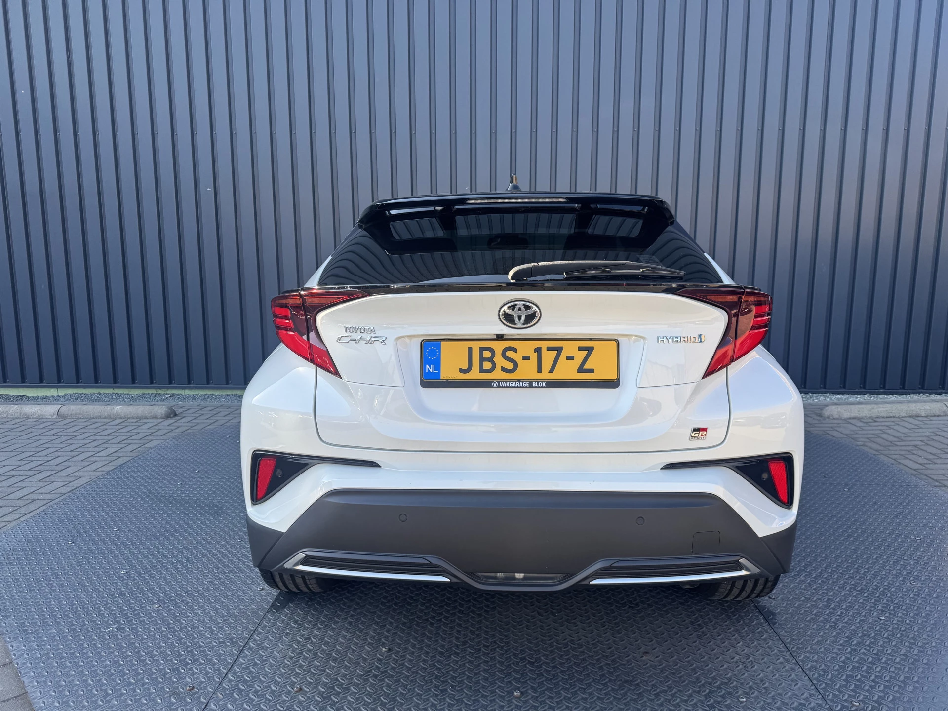 Hoofdafbeelding Toyota C-HR