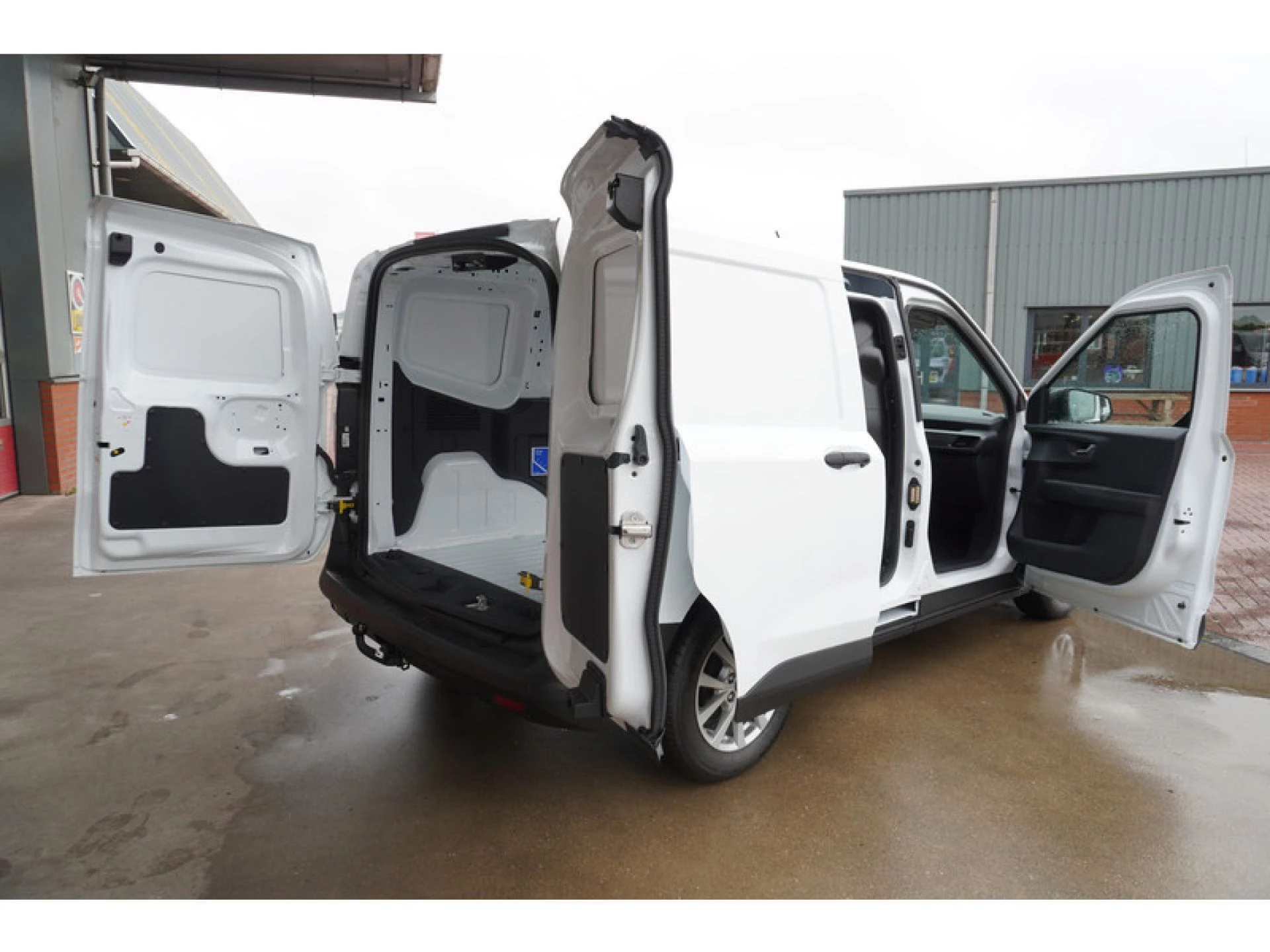 Hoofdafbeelding Ford Transit Courier