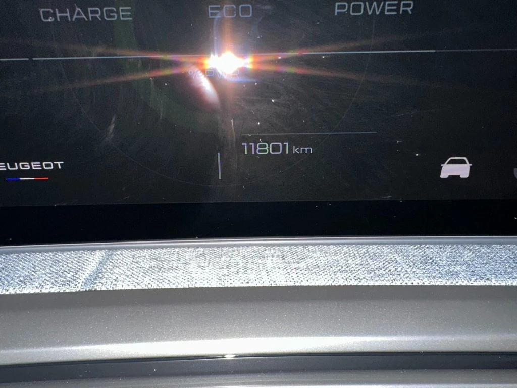 Hoofdafbeelding Peugeot e-3008