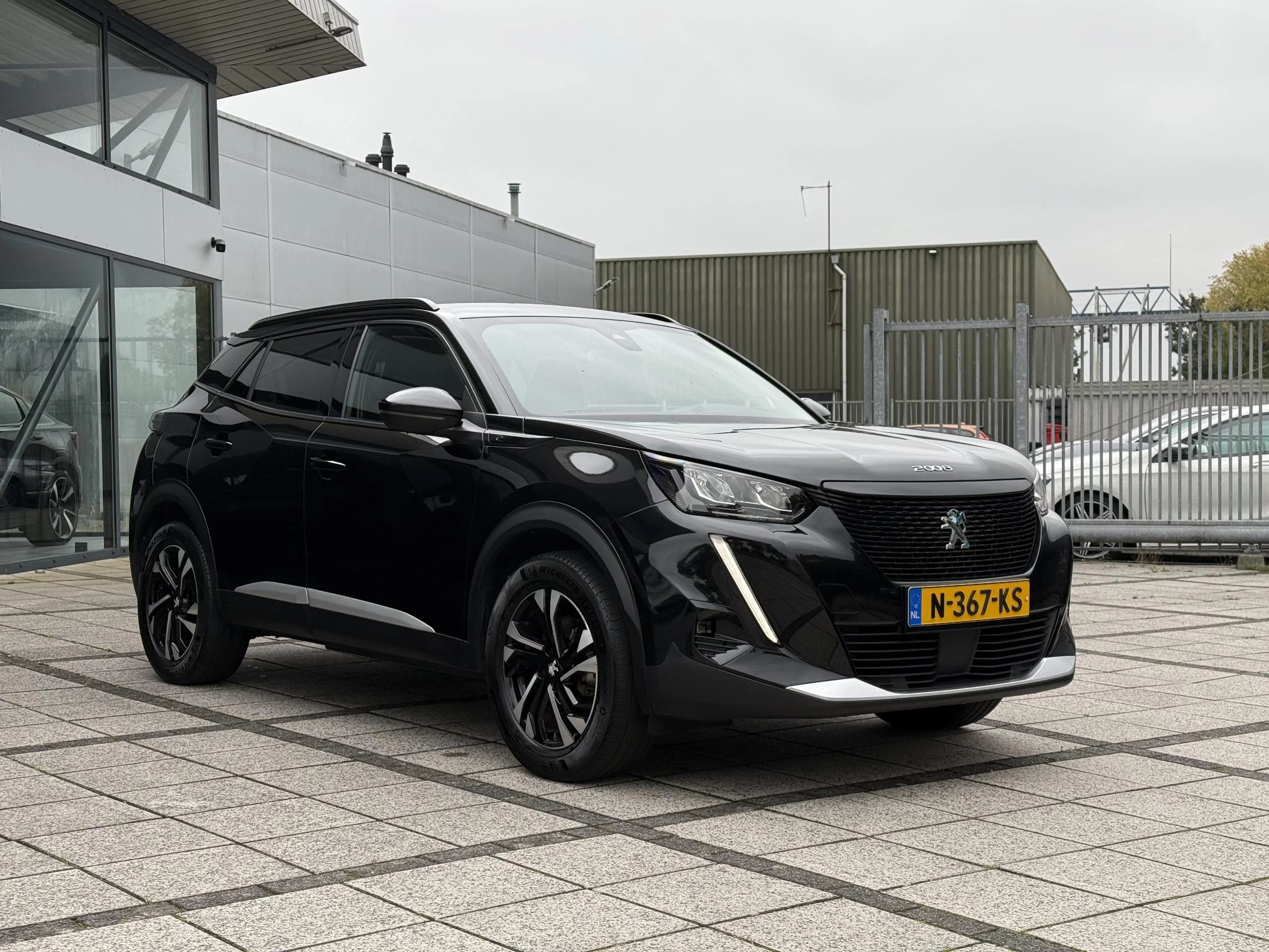 Hoofdafbeelding Peugeot e-2008