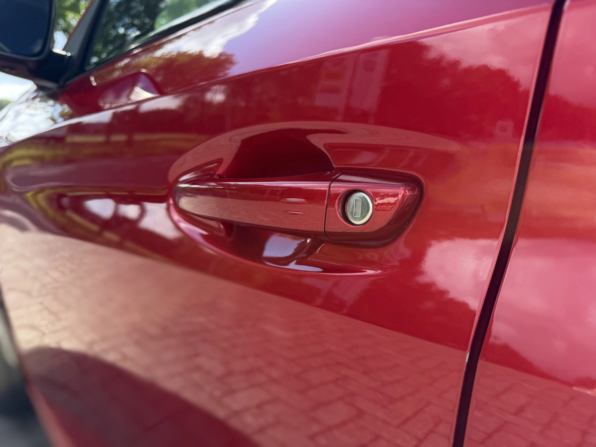 Hoofdafbeelding Peugeot e-208