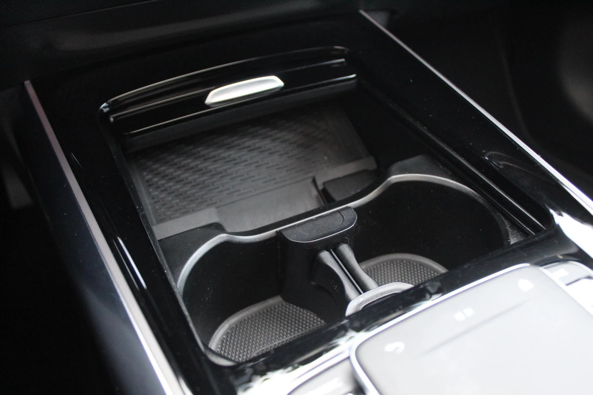 Hoofdafbeelding Mercedes-Benz EQA