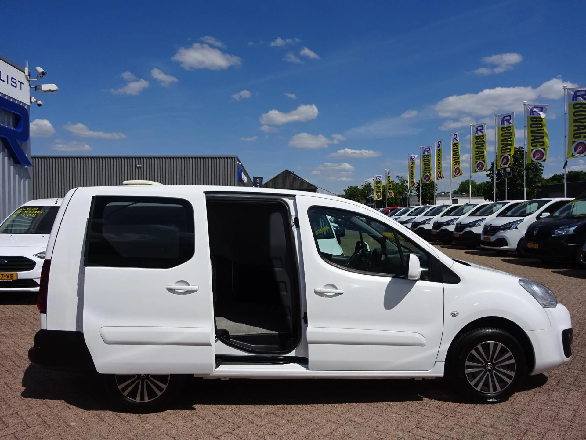 Hoofdafbeelding Peugeot Partner