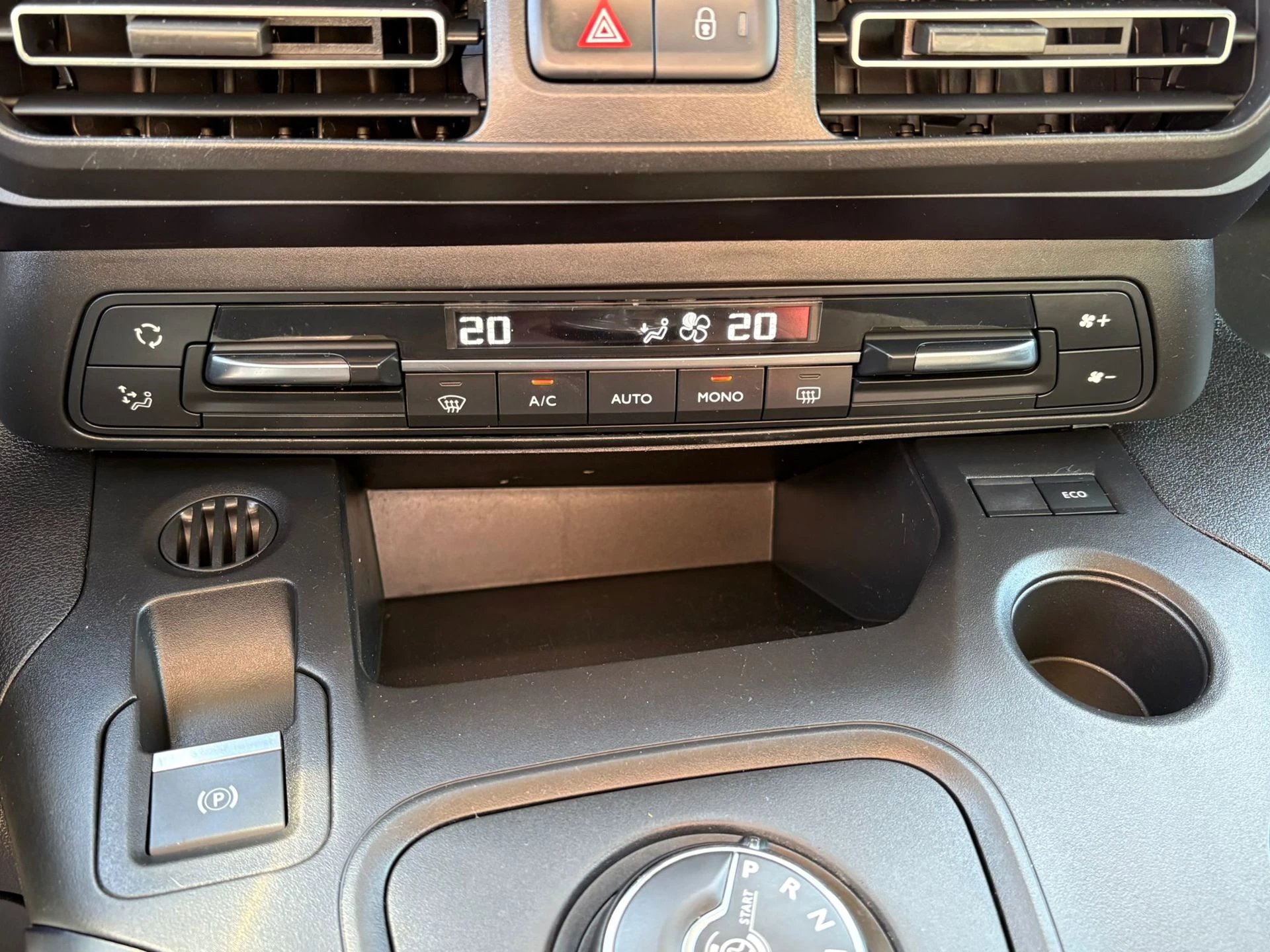 Hoofdafbeelding Peugeot Rifter