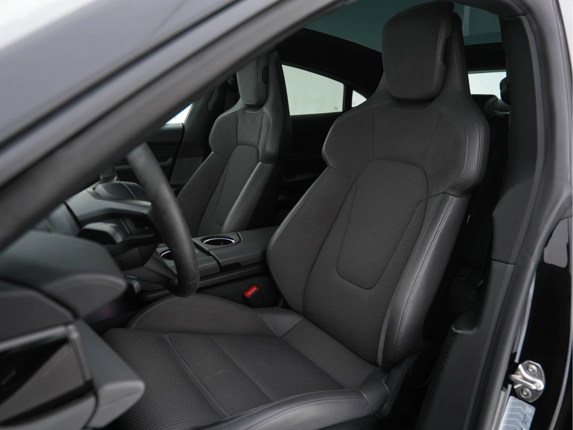 Hoofdafbeelding Porsche Taycan