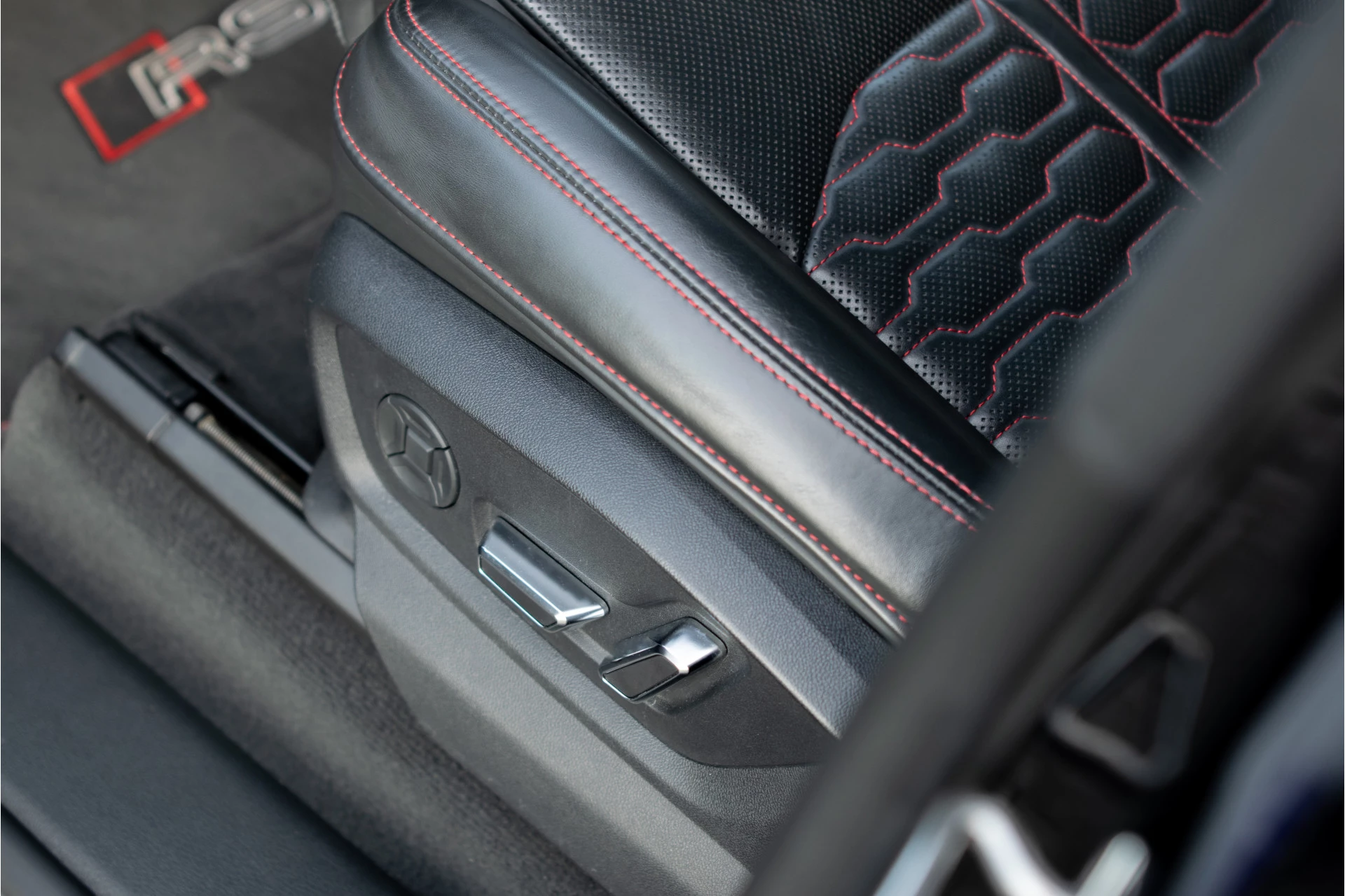 Hoofdafbeelding Audi RSQ8