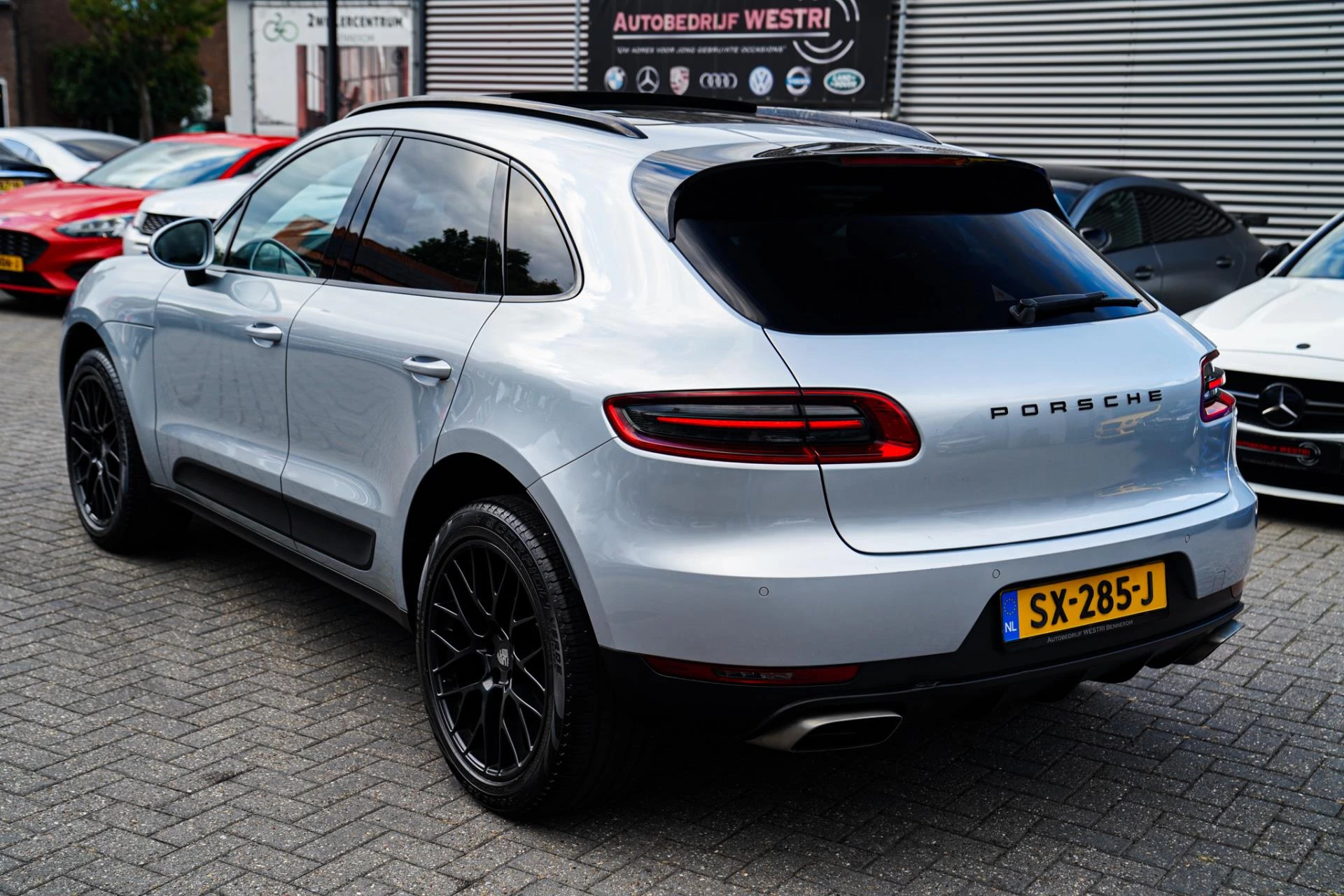 Hoofdafbeelding Porsche Macan