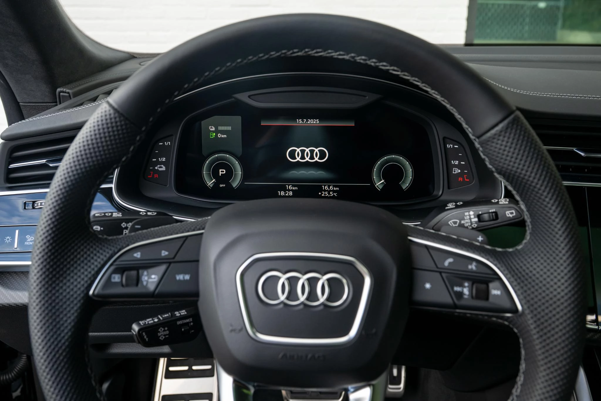 Hoofdafbeelding Audi Q8