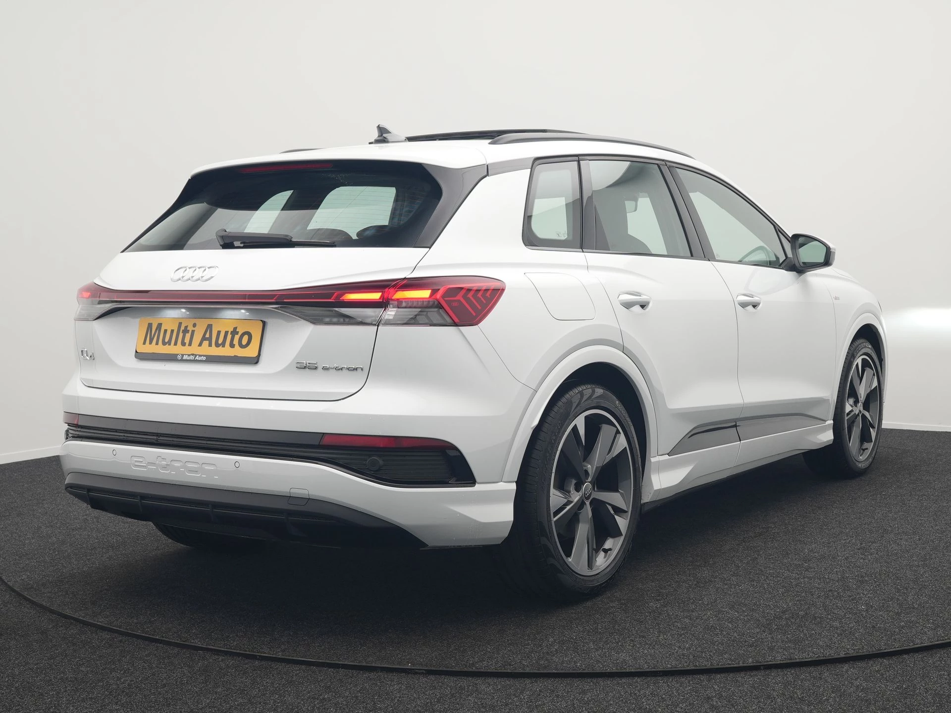 Hoofdafbeelding Audi Q4 e-tron