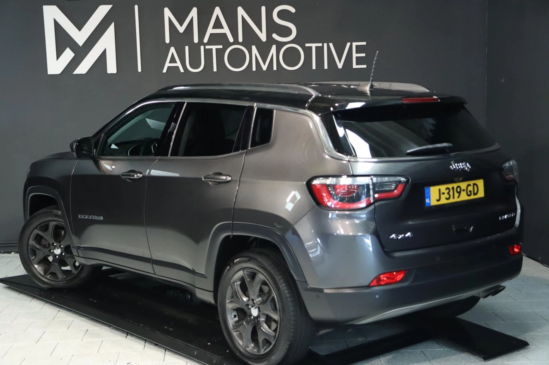 Hoofdafbeelding Jeep Compass