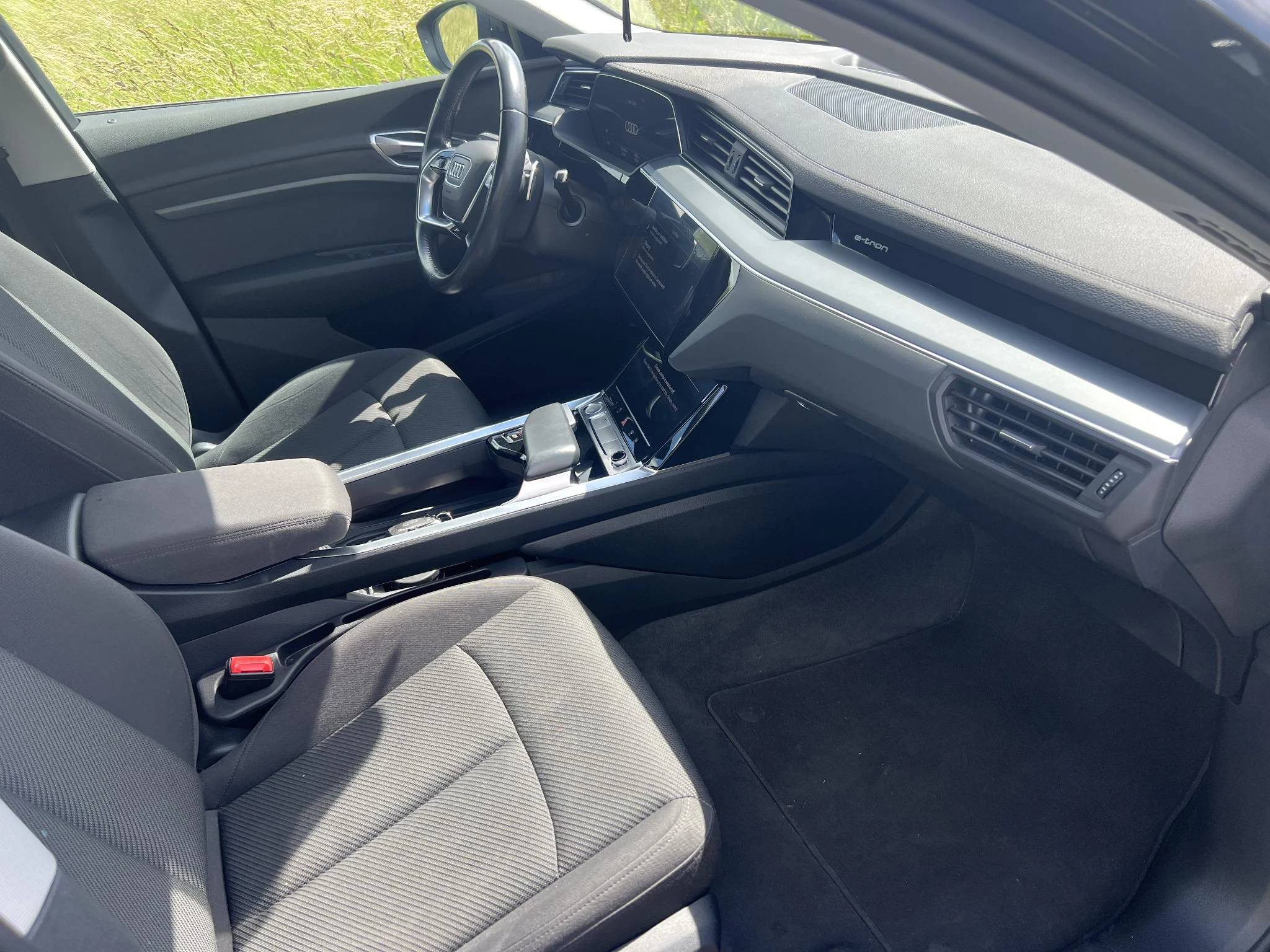 Hoofdafbeelding Audi e-tron