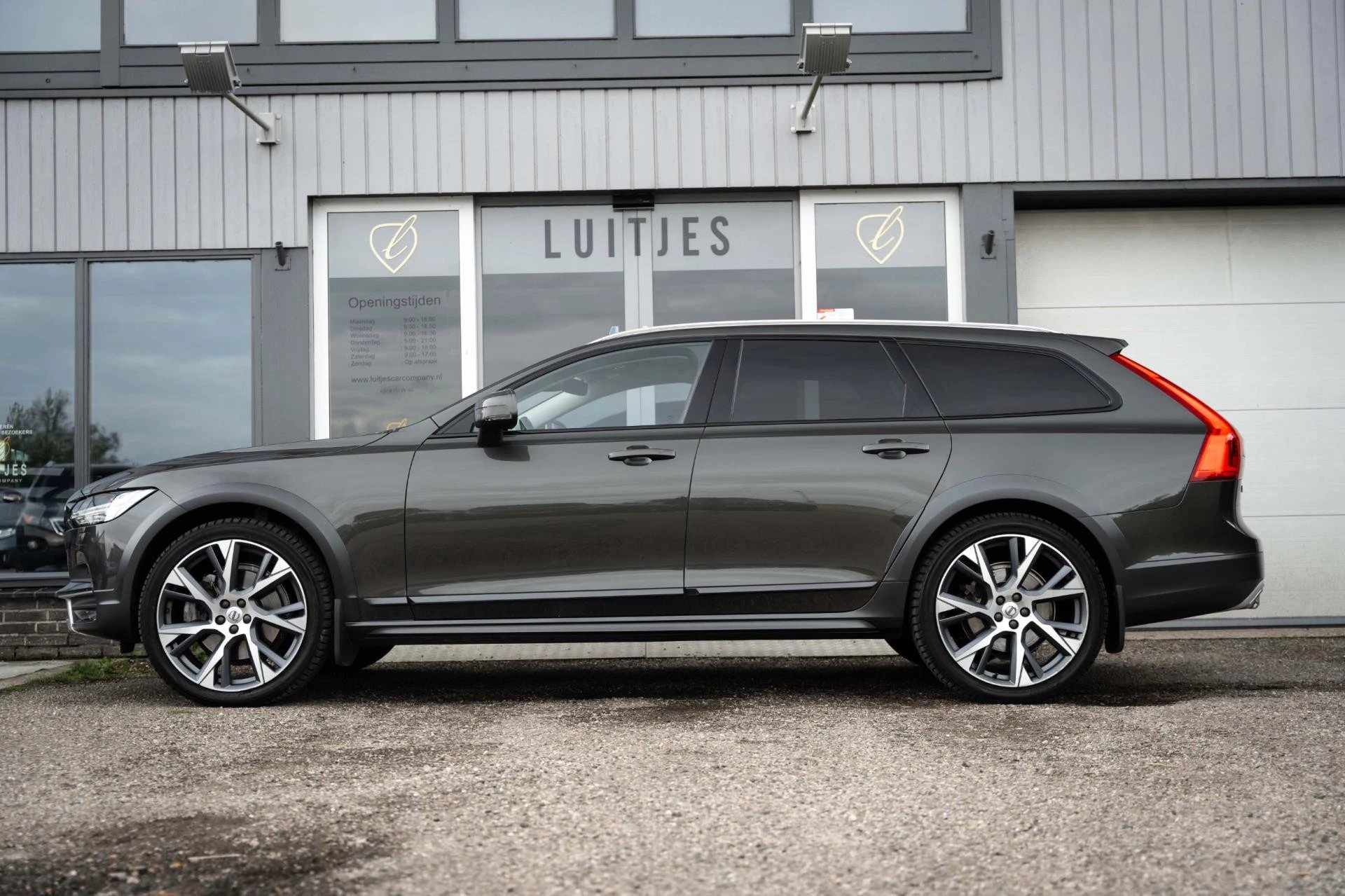 Hoofdafbeelding Volvo V90