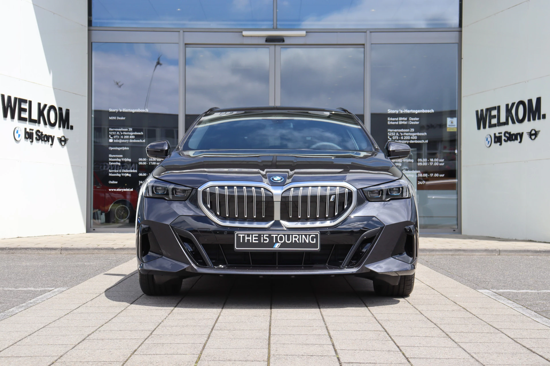 Hoofdafbeelding BMW i5