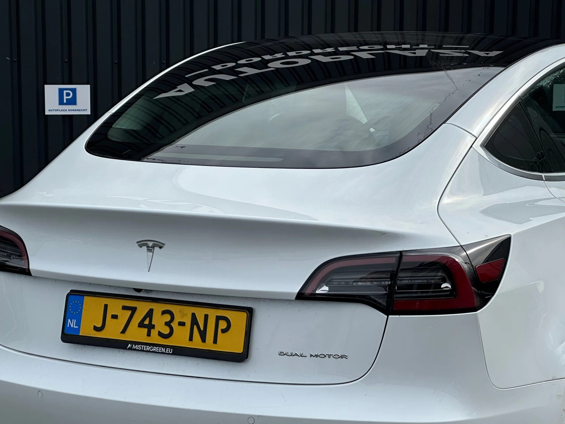 Hoofdafbeelding Tesla Model 3