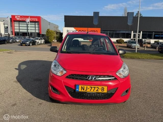 Hoofdafbeelding Hyundai i10