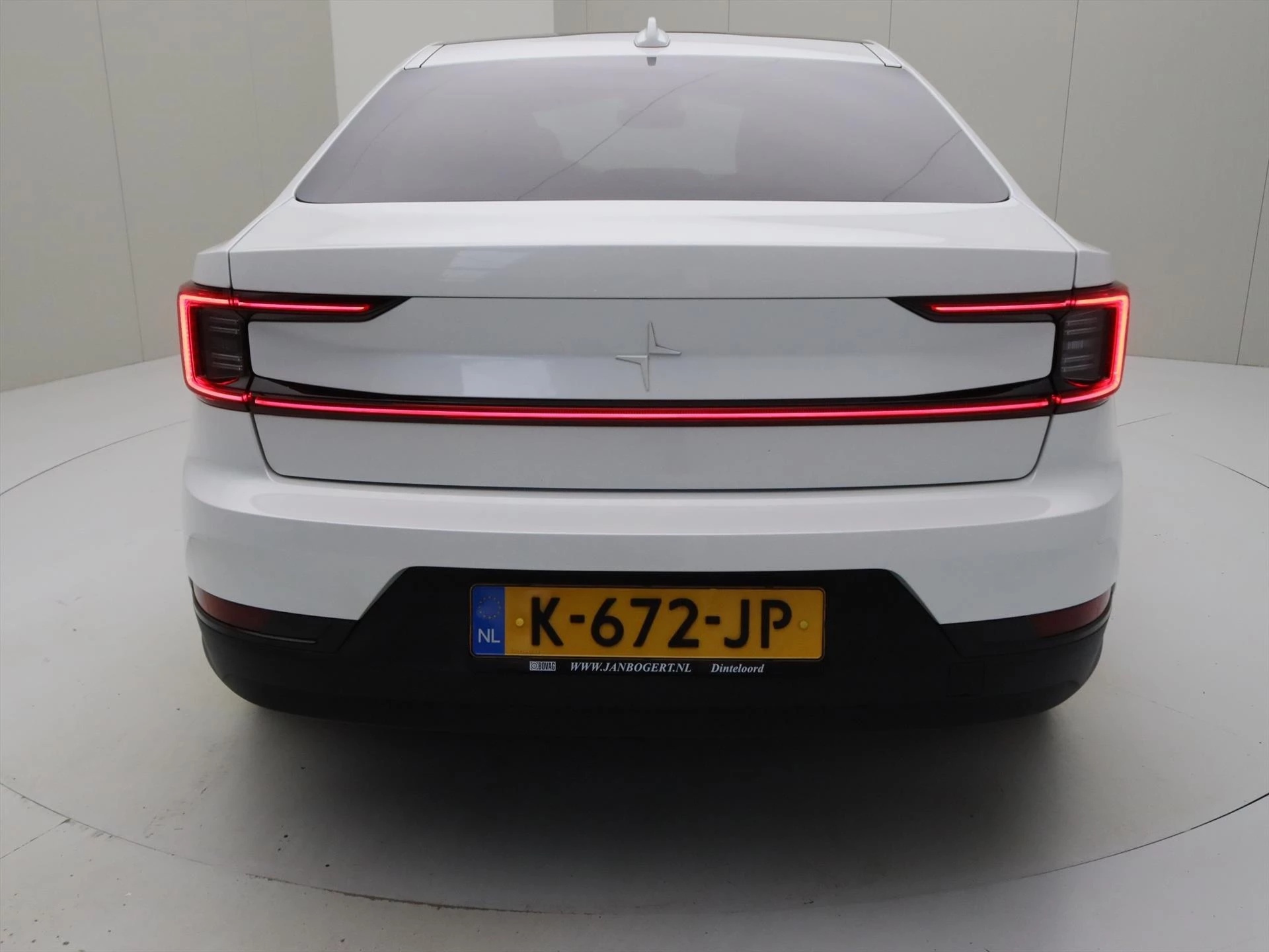 Hoofdafbeelding Polestar 2